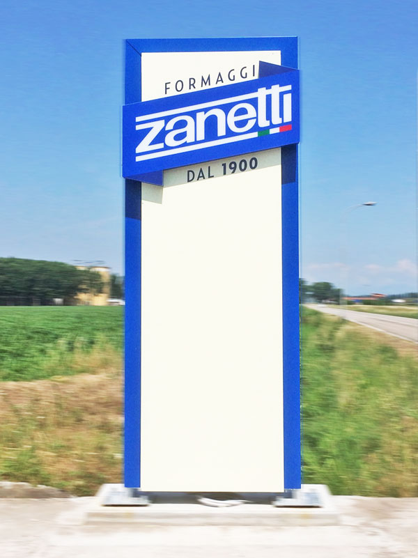 totem-pubblicitario-aziendale-zanetti-spa